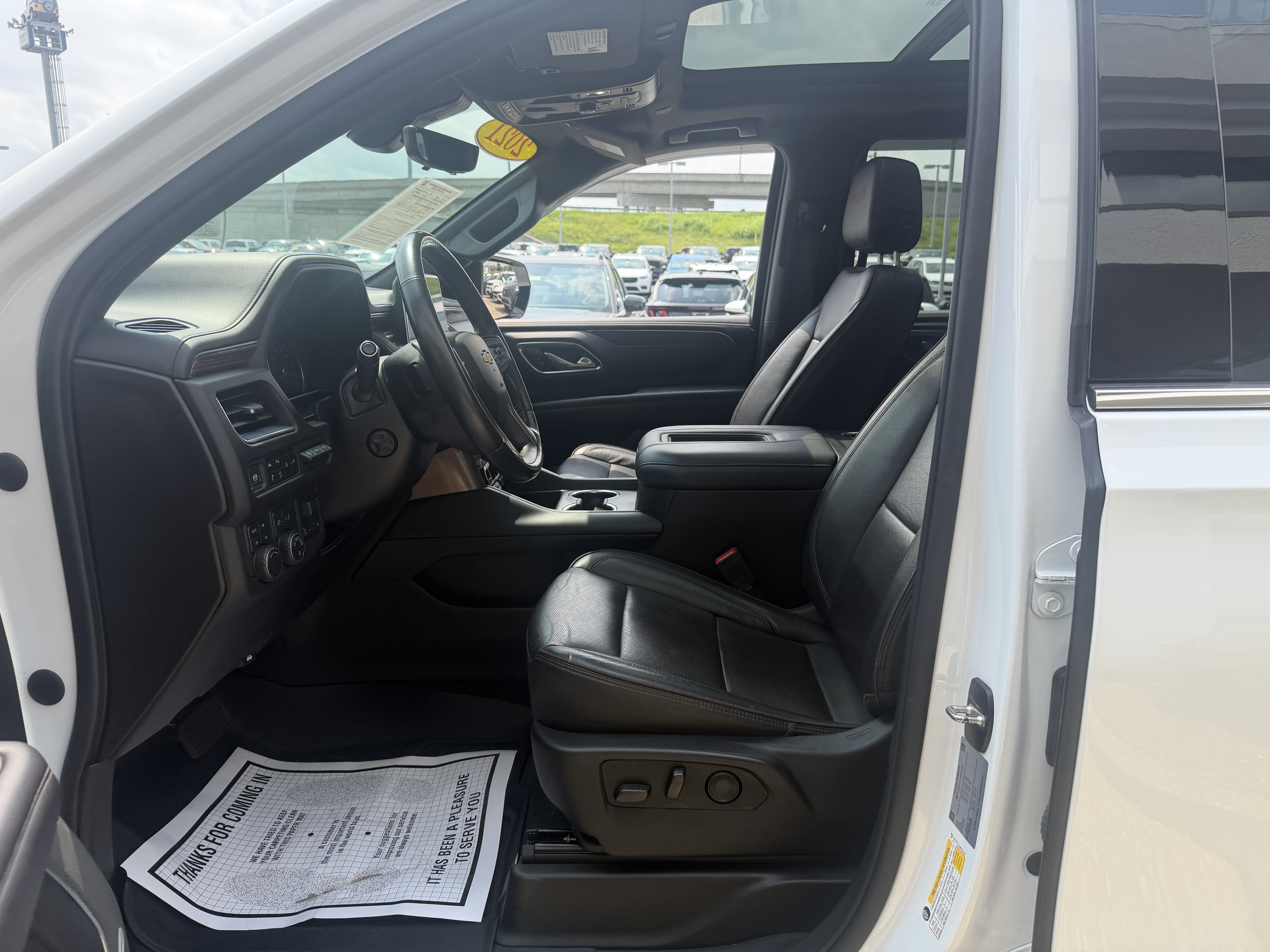 Used 2021 Chevrolet Tahoe High Country w/ Premium Package AWD/4WD image 38