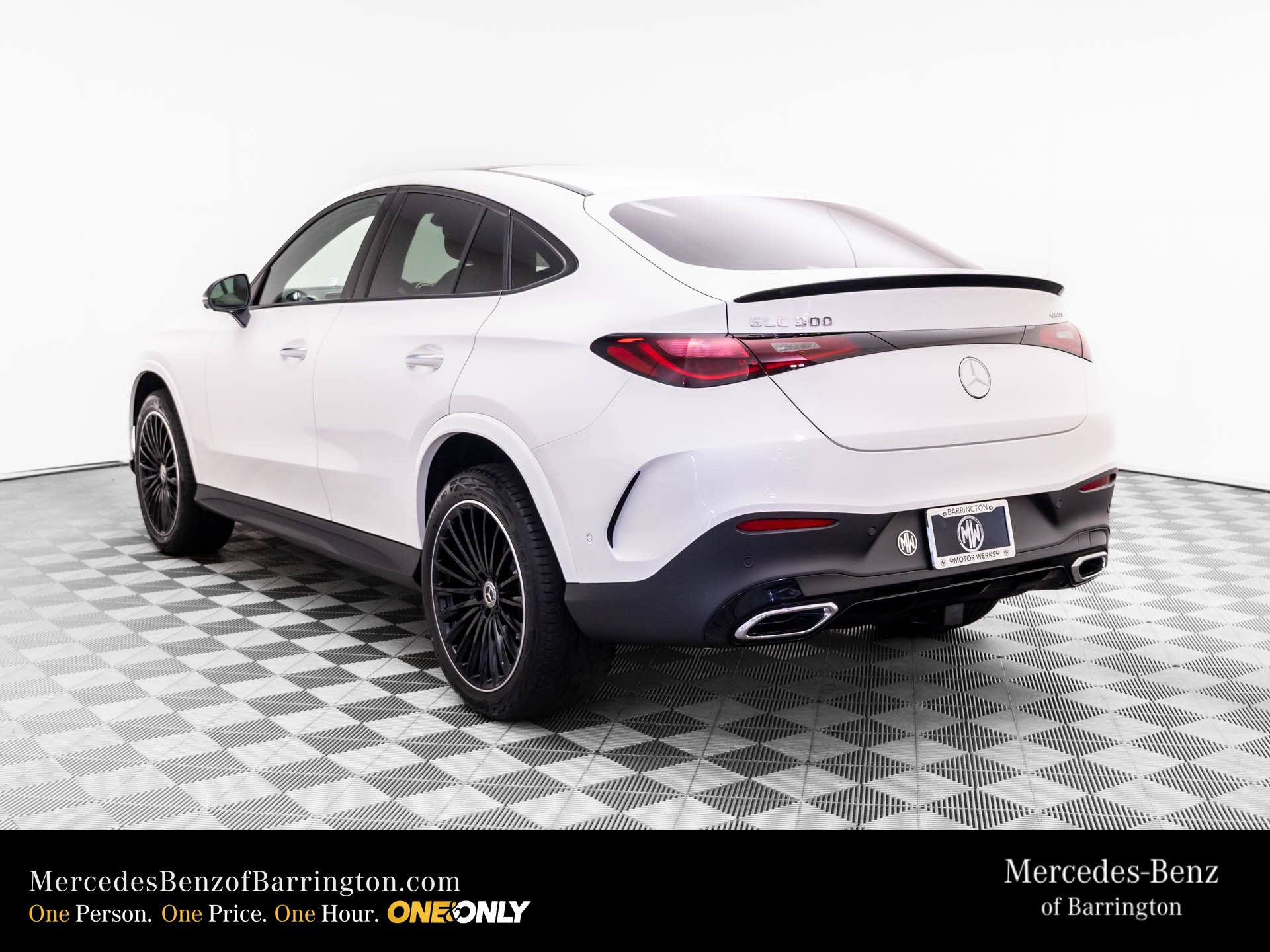 New 2026 Mercedes-Benz GLC 300 4MATIC image 3