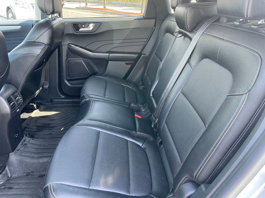 Used 2022 Ford Escape SEL AWD/4WD image 7