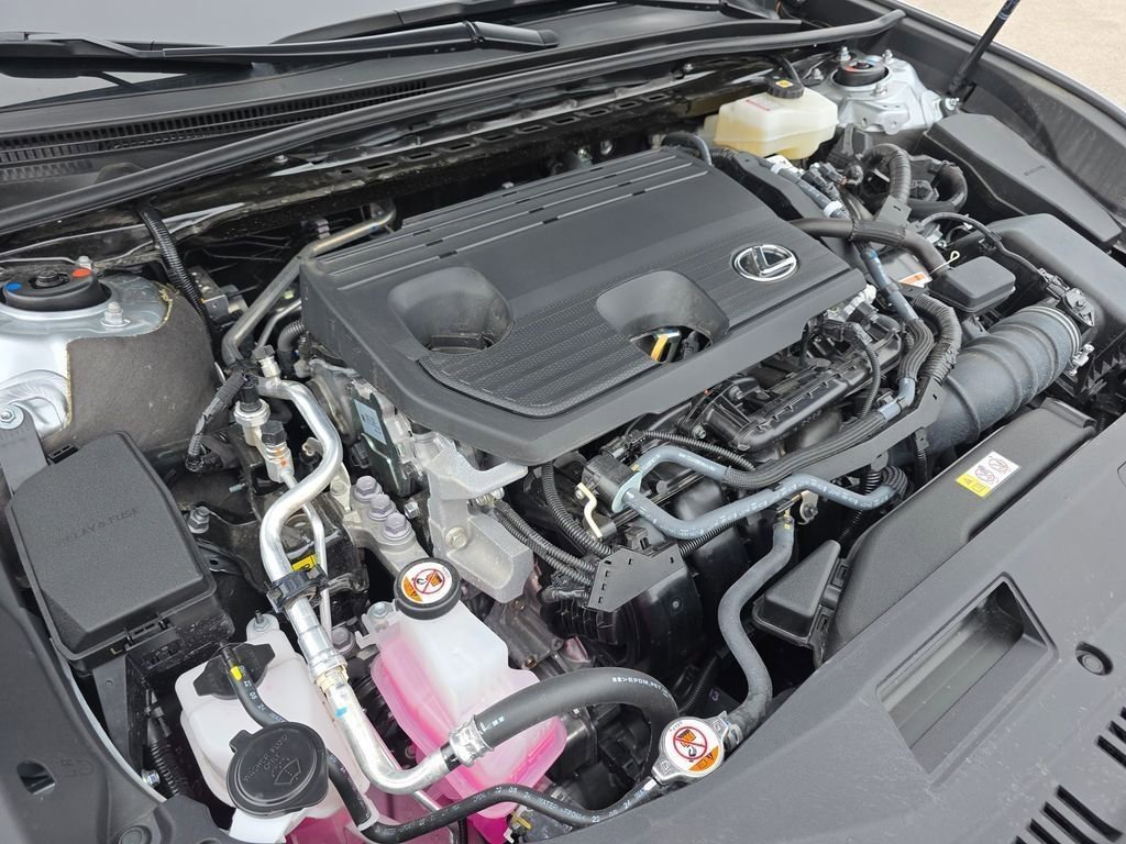 Certified 2025 Lexus ES 300h w/ Premium Package image 10