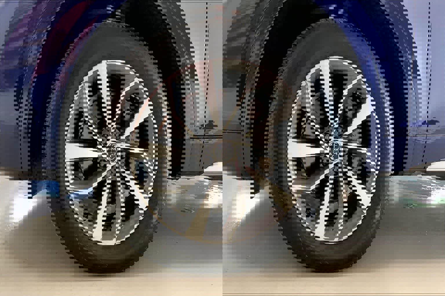 Used 2025 Audi Q5 2.0T Premium Plus w/ Premium Plus Package image 8