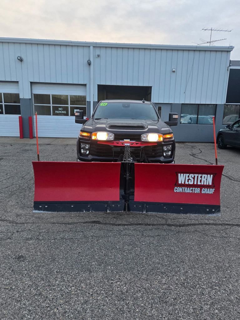 Used 2024 Chevrolet Silverado 2500 Custom w/ Custom Value Package AWD/4WD video 2