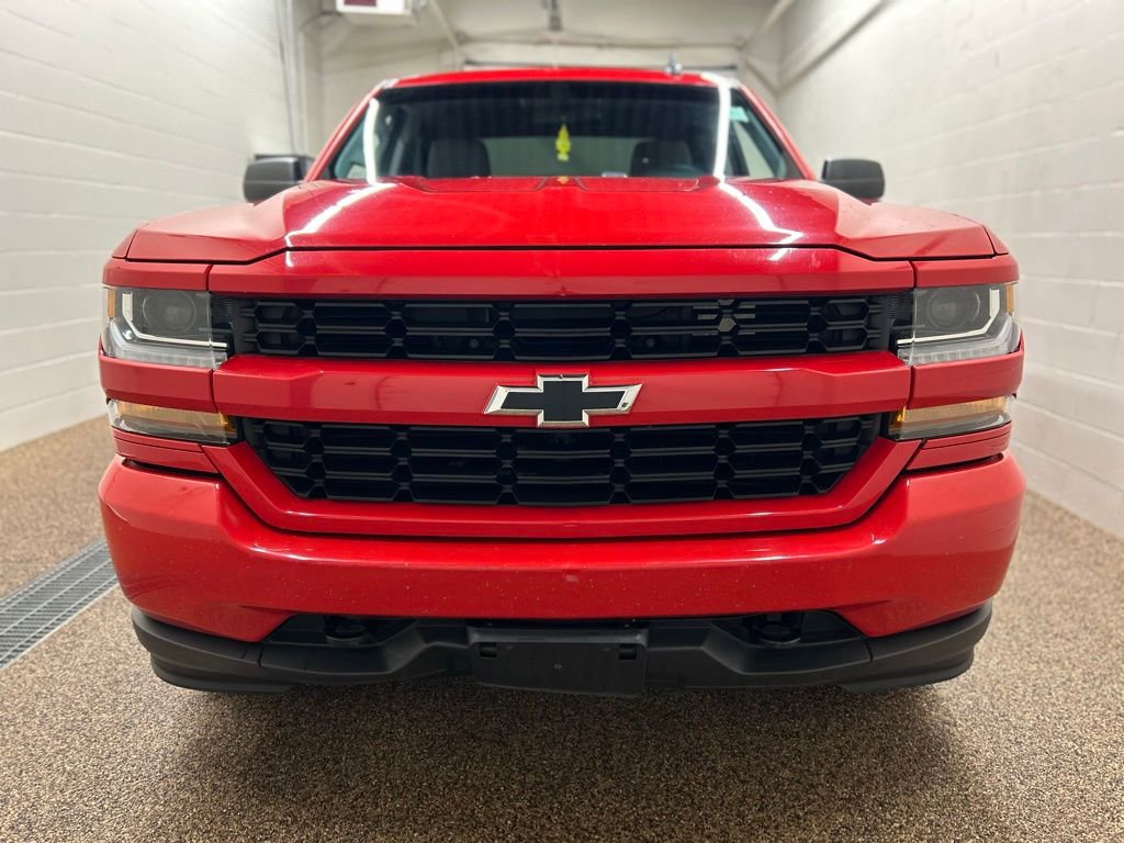 Used 2018 Chevrolet Silverado 1500 Custom w/ Custom Value Package AWD/4WD image 6