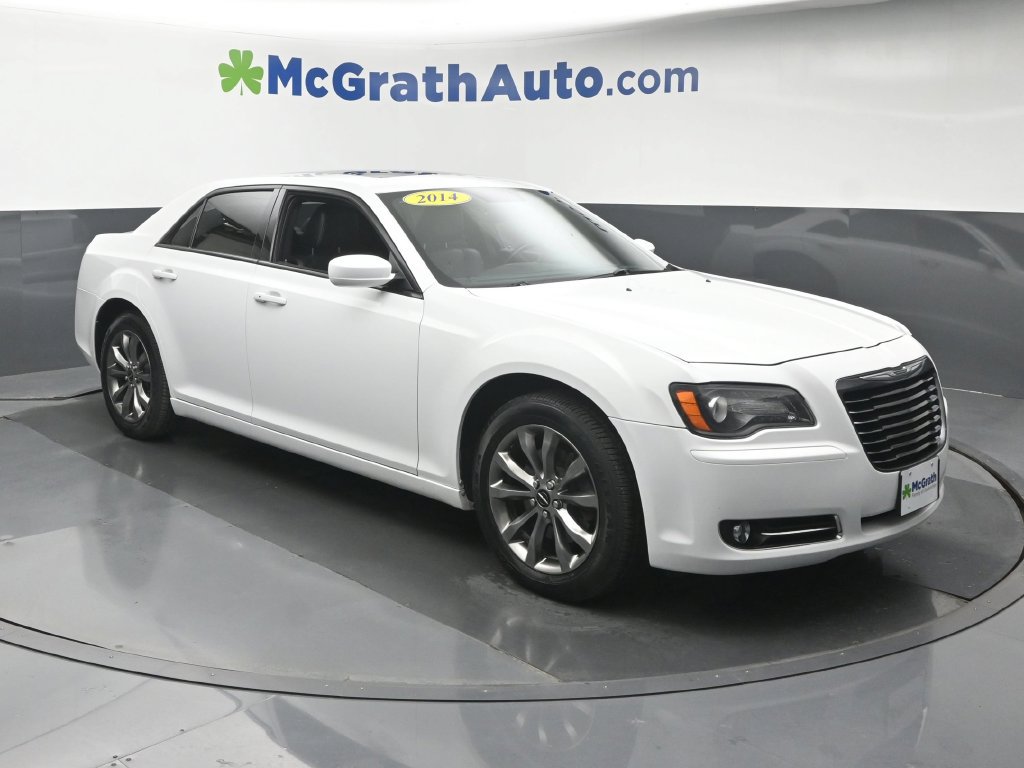 Used 2014 Chrysler 300 S AWD/4WD image 2