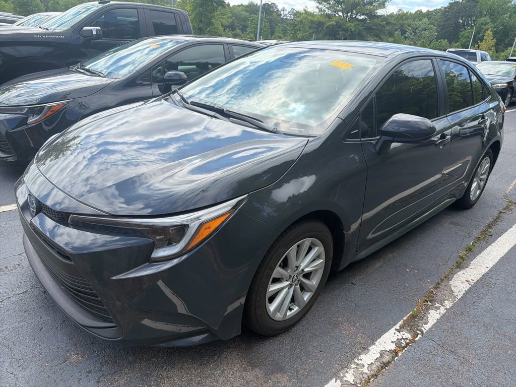Used 2025 Toyota Corolla LE