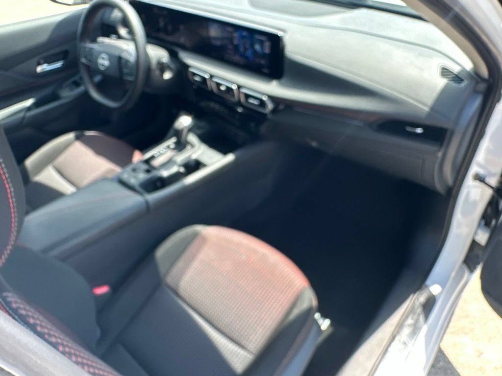 Used 2026 Nissan Sentra SR w/ SR All Weather Package FWD image 33