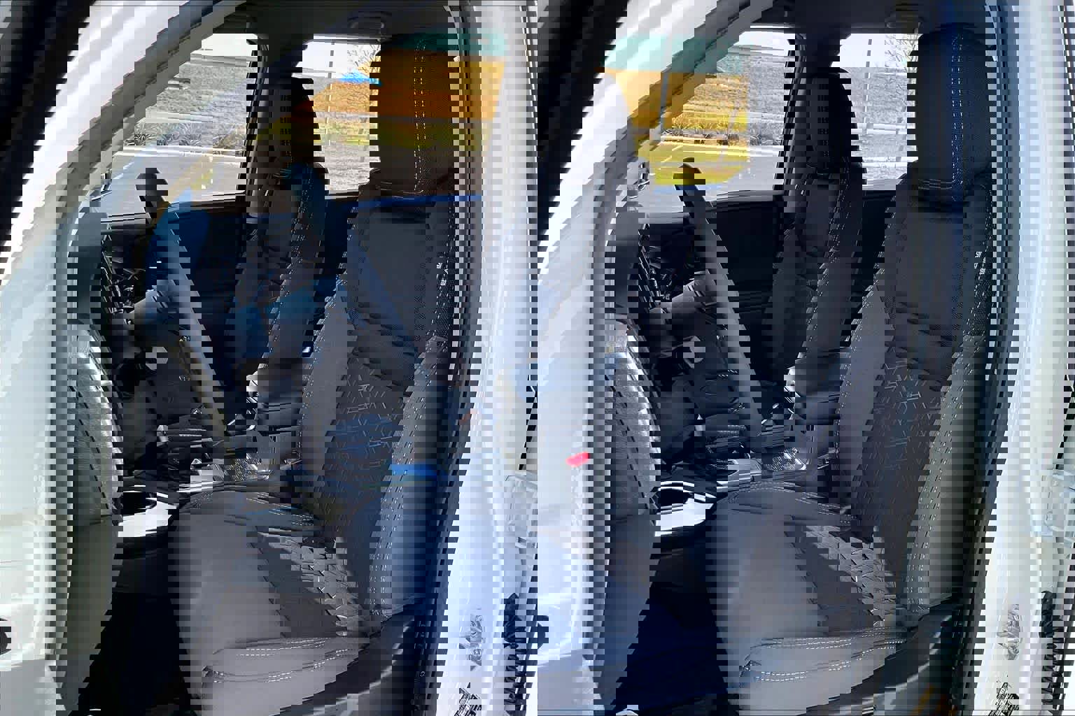 New 2026 Nissan Frontier SV w/ All-Weather Content Package image 9