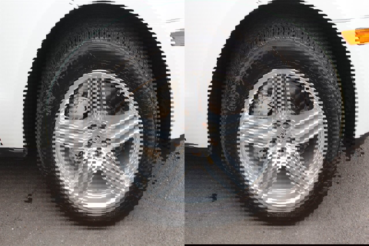 Used 2016 Porsche Macan S image 25