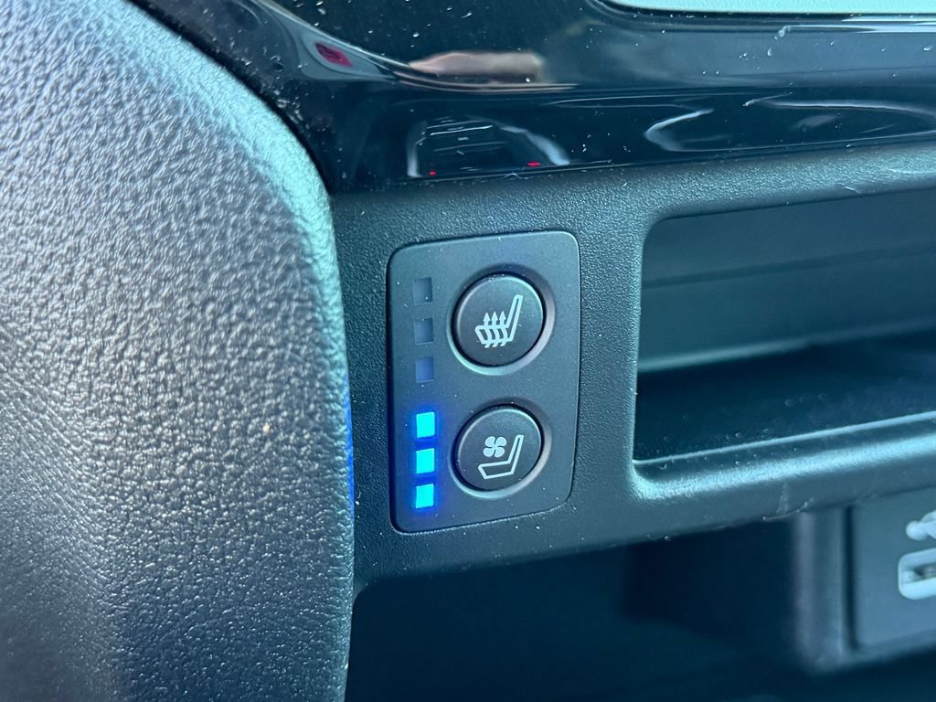 Certified 2024 Honda Passport Black Edition image 32