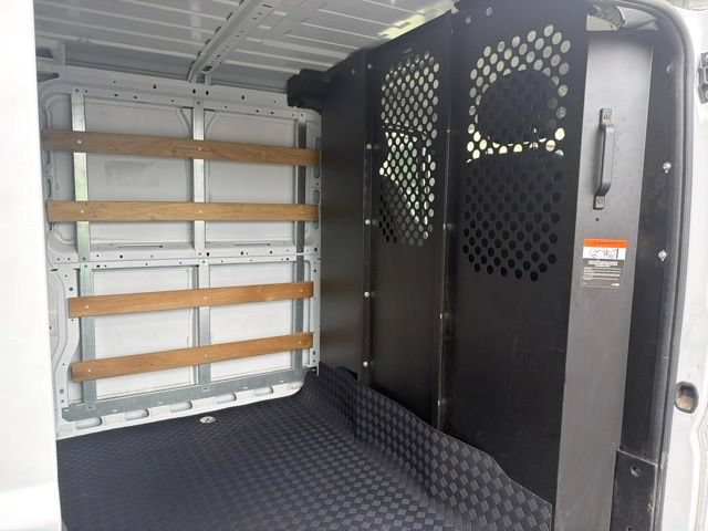 Used 2025 RAM ProMaster 2500 w/ U-Haul Equipment Group FWD image 35
