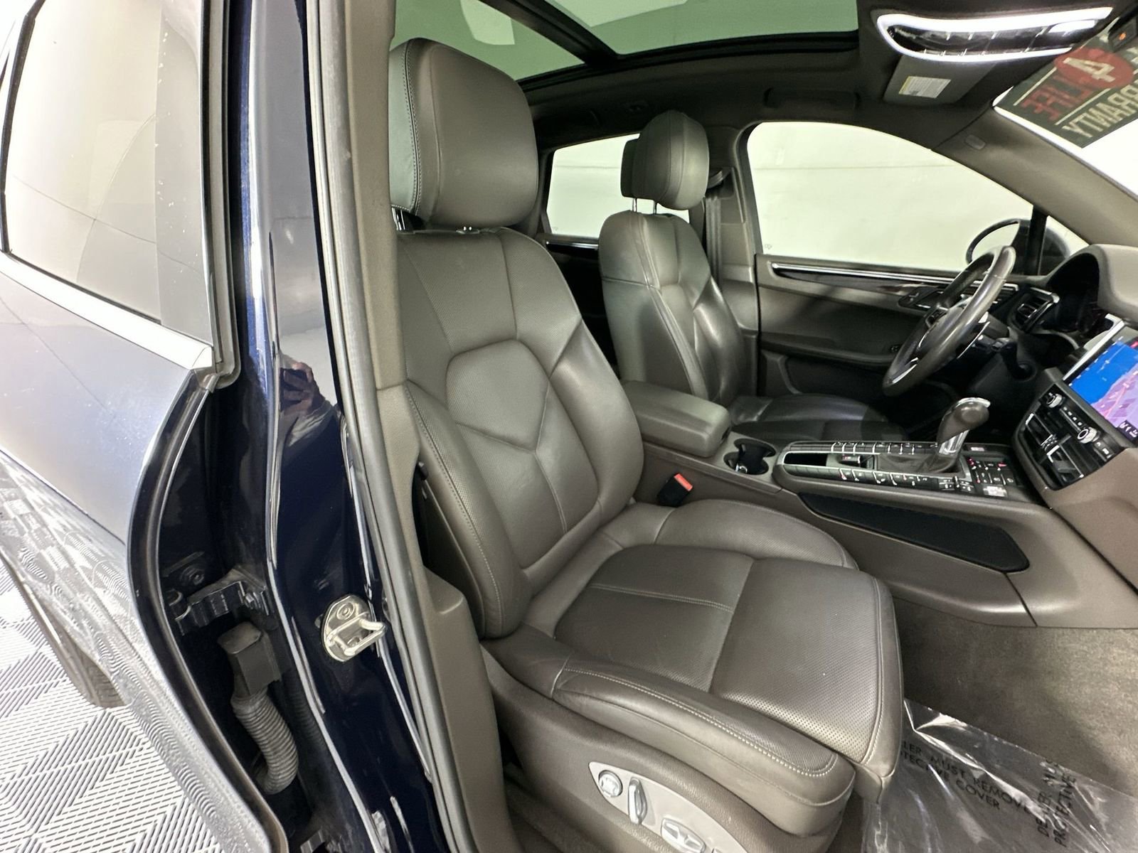 Used 2019 Porsche Macan S image 27