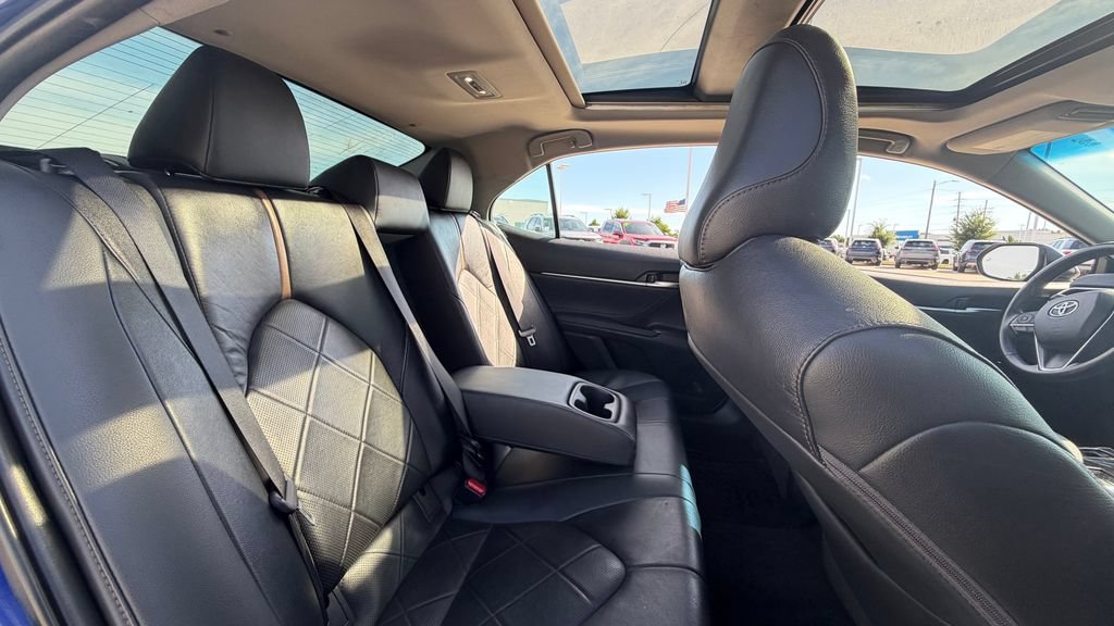 Used 2018 Toyota Camry XLE w/ Protection Package (Q2) FWD image 14