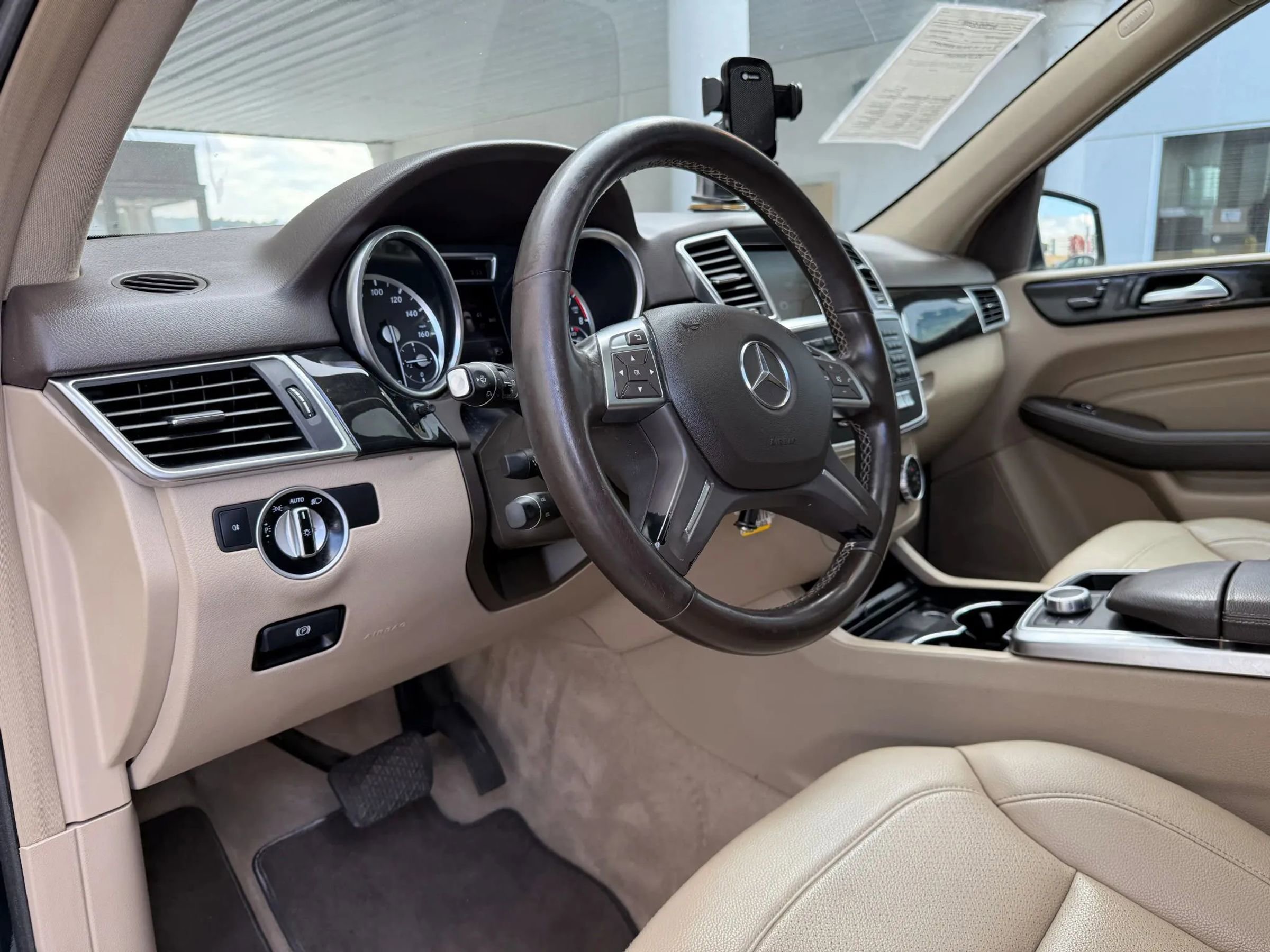 Used 2015 Mercedes-Benz ML 350 4MATIC image 15