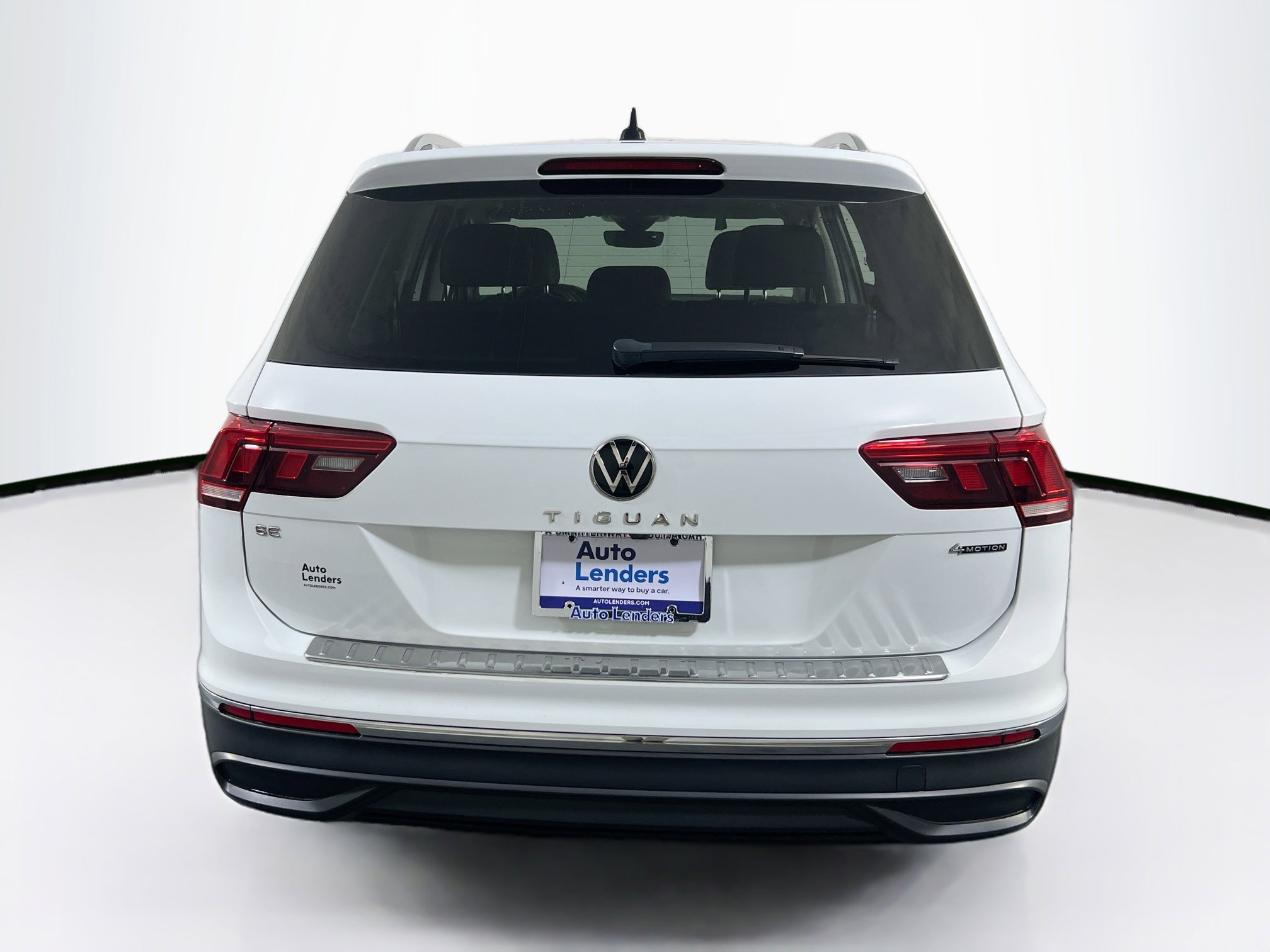 Used 2022 Volkswagen Tiguan SE AWD/4WD image 6