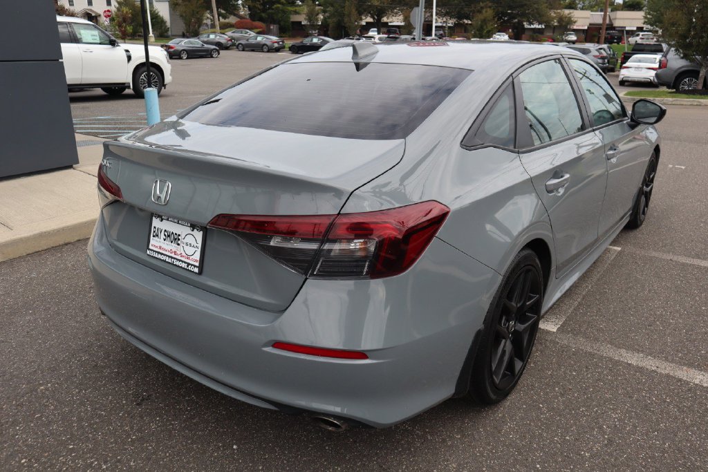 Used 2025 Honda Civic Sport image 6