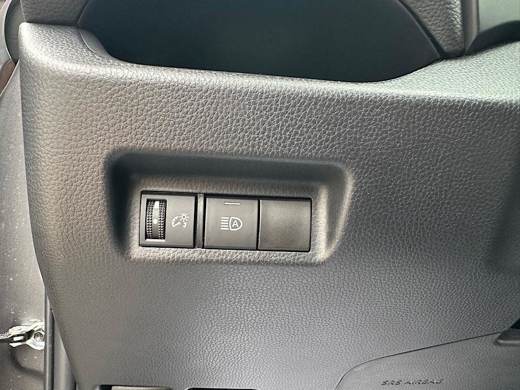Certified 2023 Toyota RAV4 LE AWD/4WD image 21