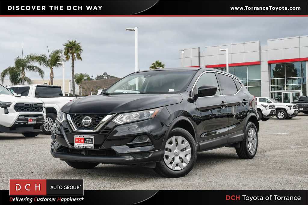Used 2020 Nissan Rogue Sport S FWD video 1