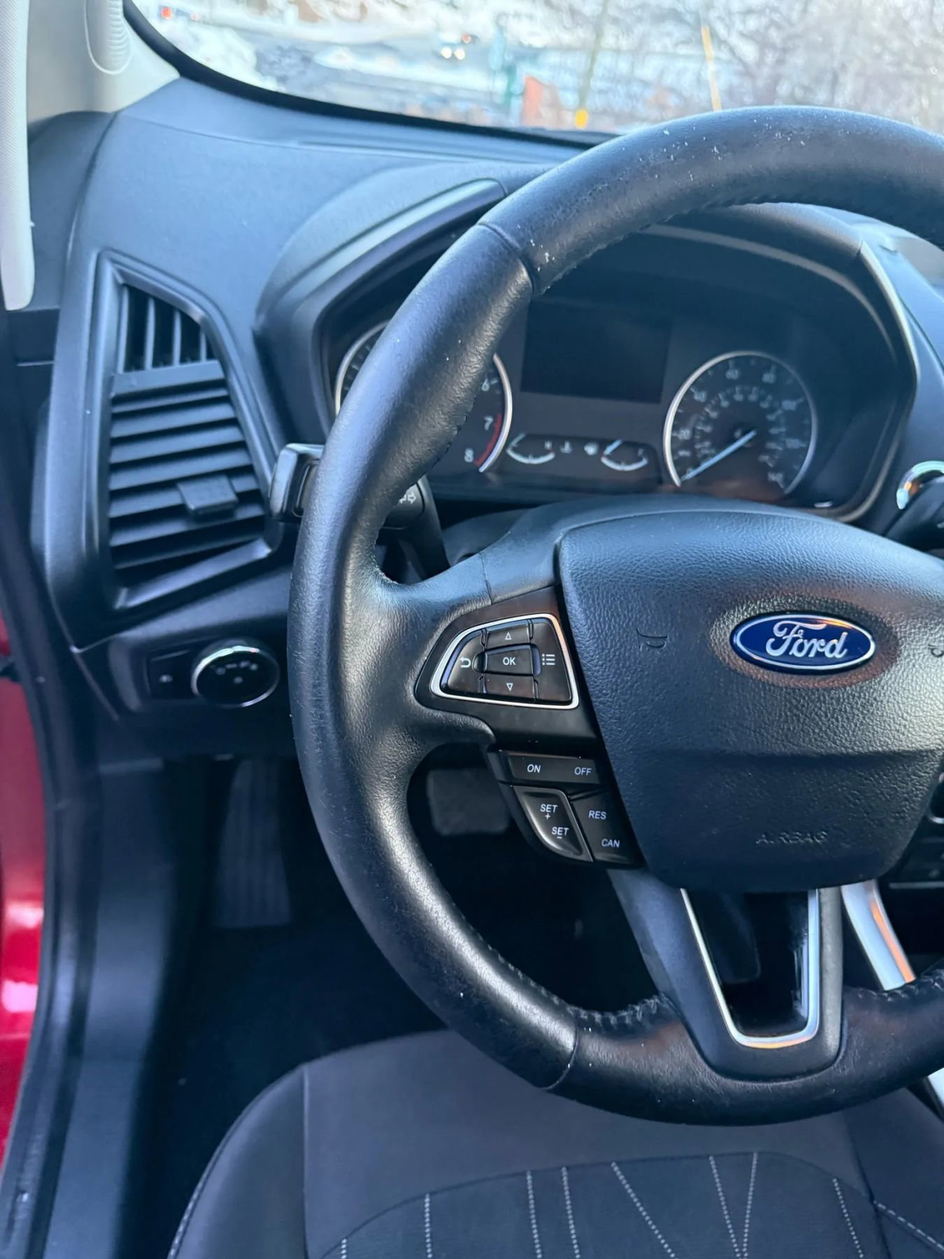 Used 2018 Ford EcoSport SE image 34