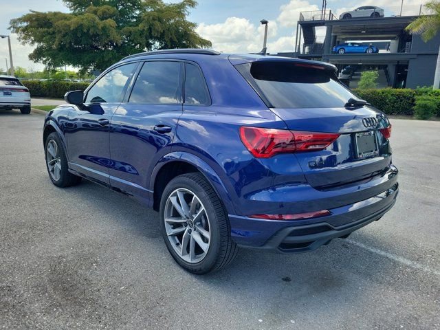 Certified 2025 Audi Q3 2.0T Premium w/ Convenience Package AWD/4WD image 5