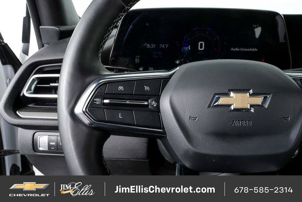 Certified 2025 Chevrolet Traverse LT FWD image 9