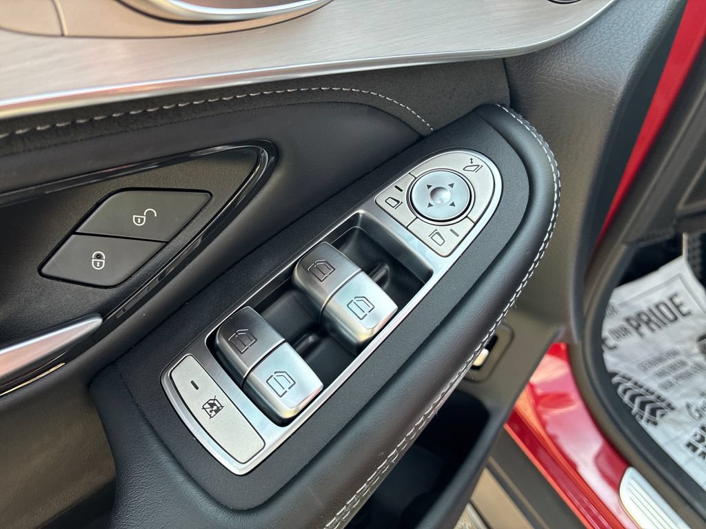 Used 2021 Mercedes-Benz GLC 63 AMG 4MATIC image 15