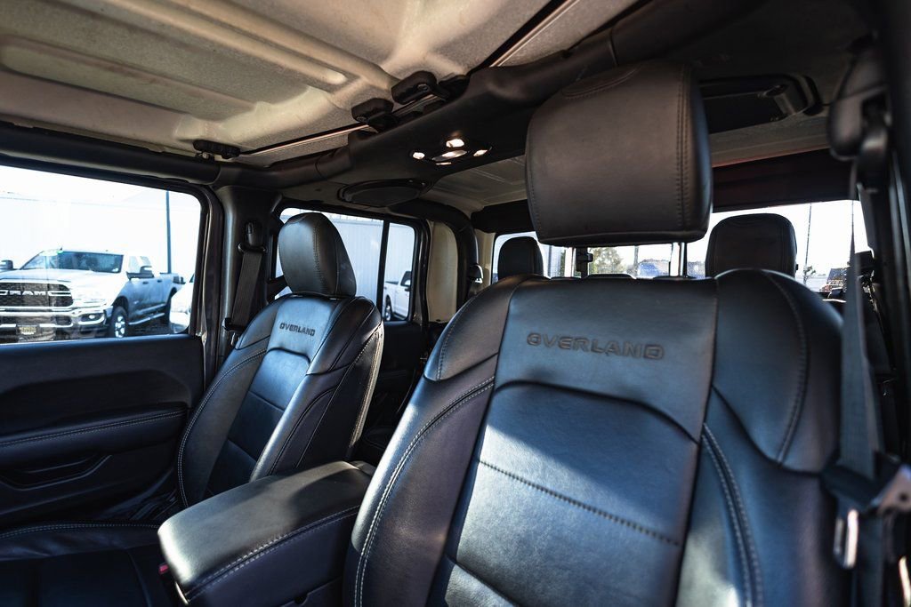 Used 2023 Jeep Gladiator Overland w/ Popular Equipment Package image 24