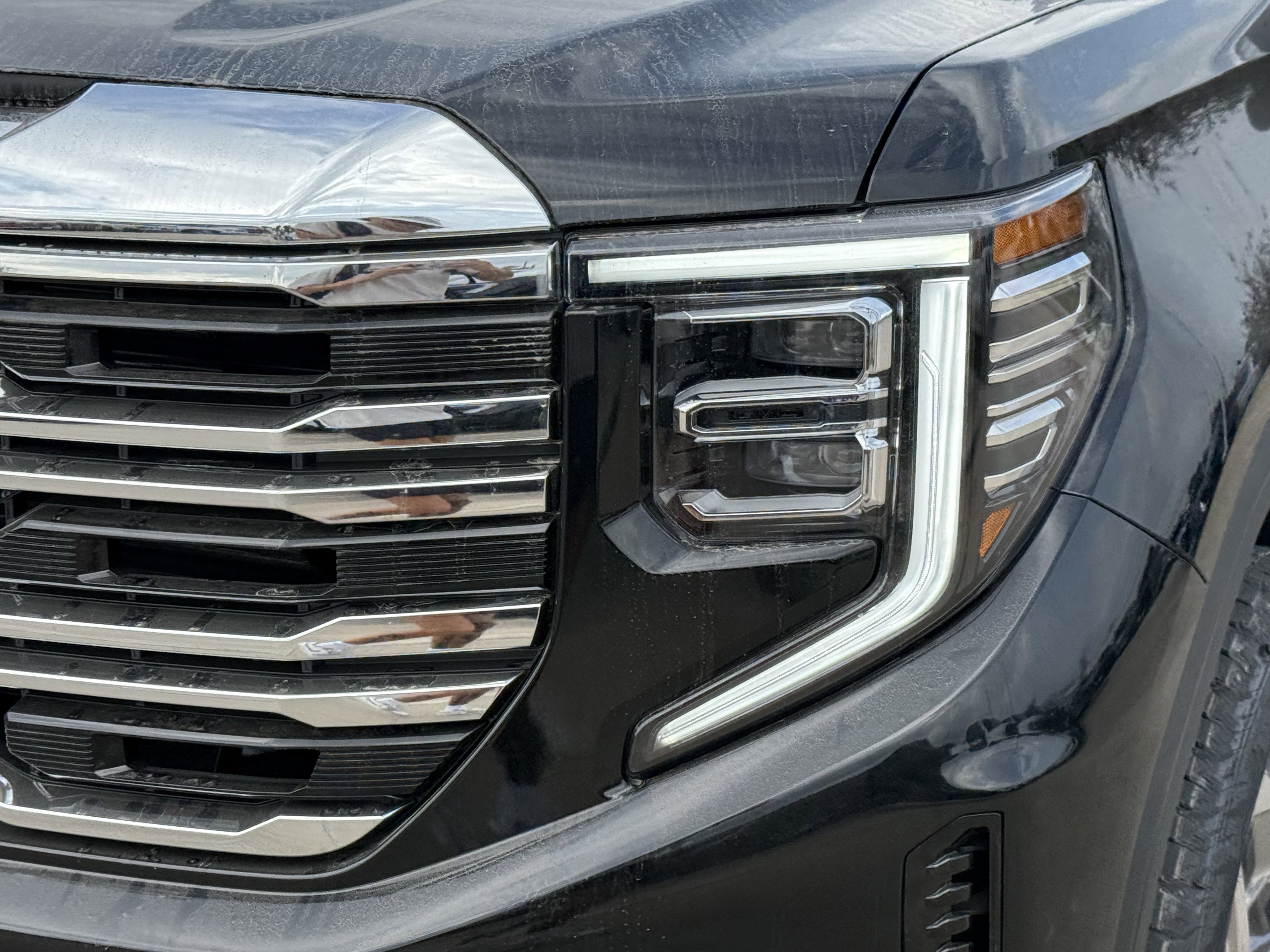 New 2026 GMC Sierra 1500 SLT image 8