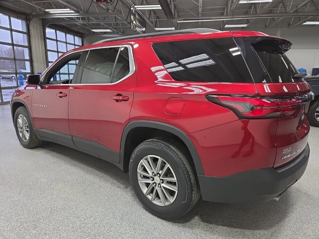 Used 2023 Chevrolet Traverse LT image 5