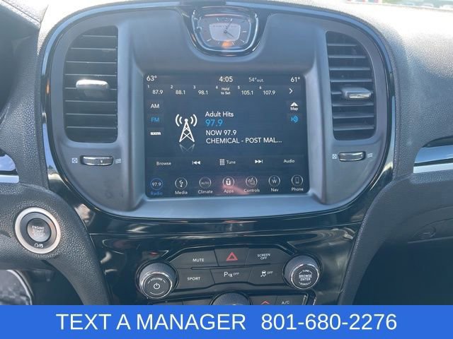 Used 2018 Chrysler 300 S w/ 300S Premium Group image 21