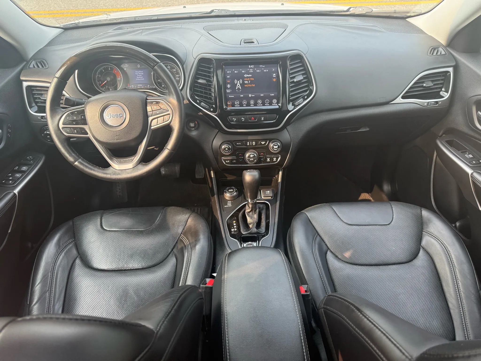 Used 2019 Jeep Cherokee Overland w/ Technology Group image 33