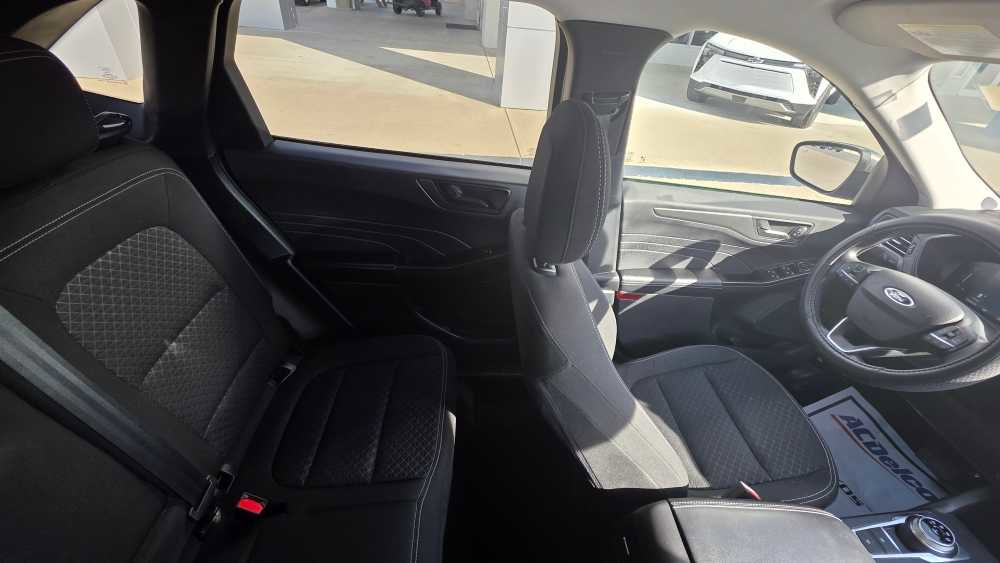 Used 2025 Ford Escape Active image 18