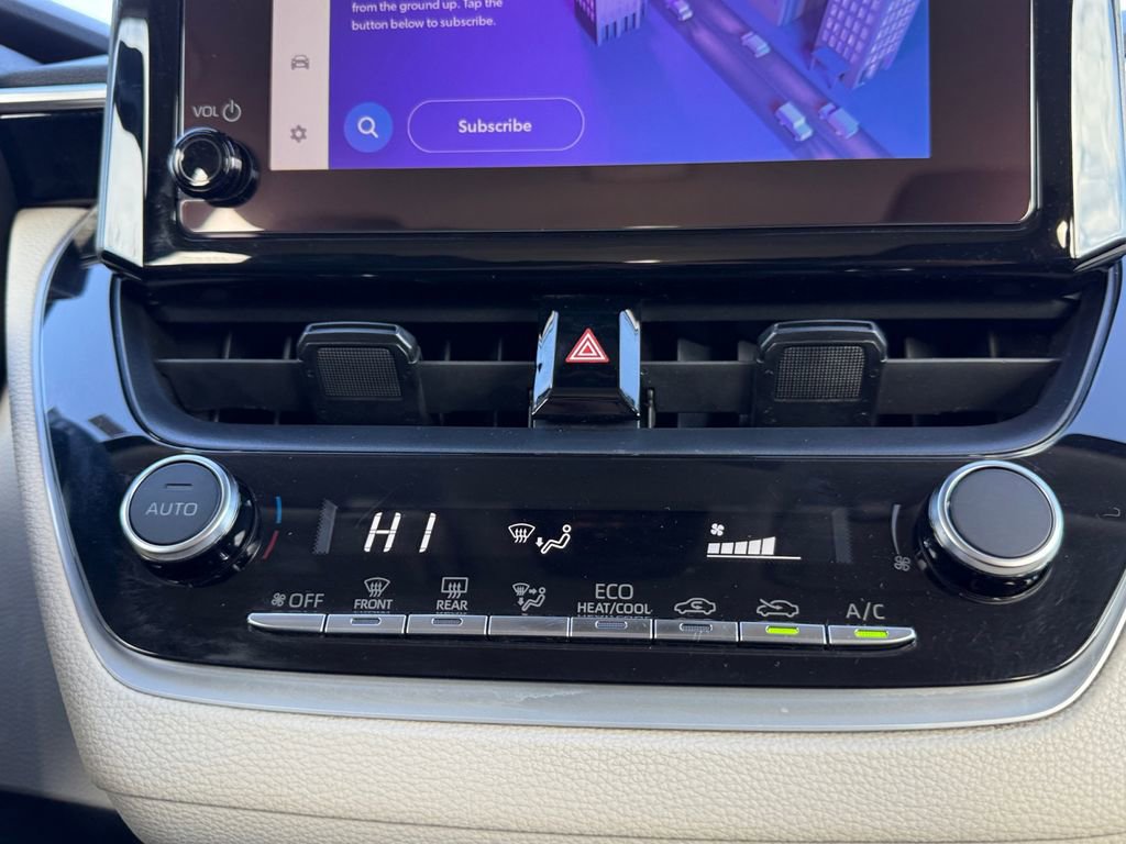 Used 2024 Toyota Corolla LE image 16