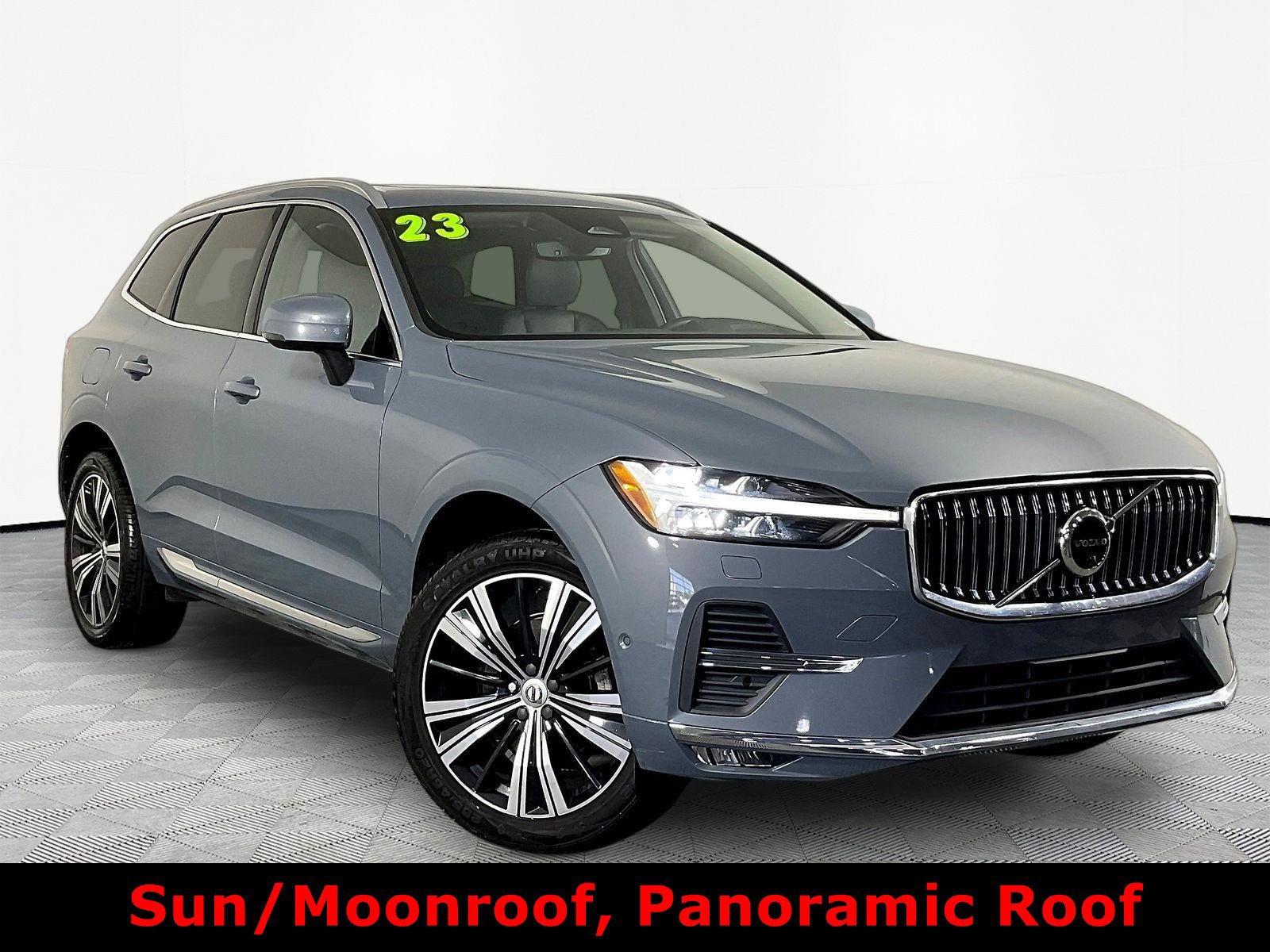 Used 2023 Volvo XC60 B5 Plus w/ Climate Package AWD/4WD image 3