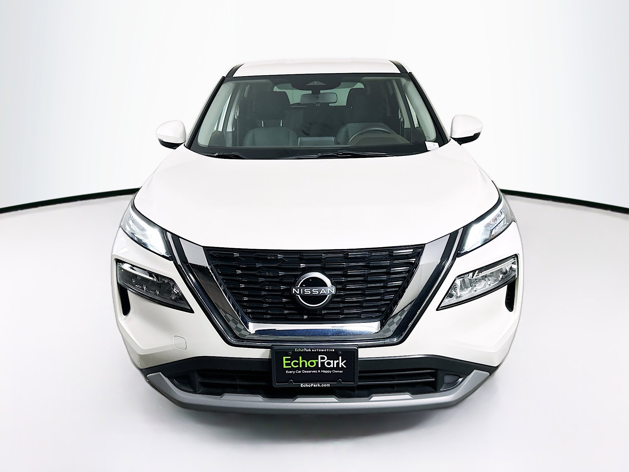 Used 2023 Nissan Rogue SV AWD/4WD image 2