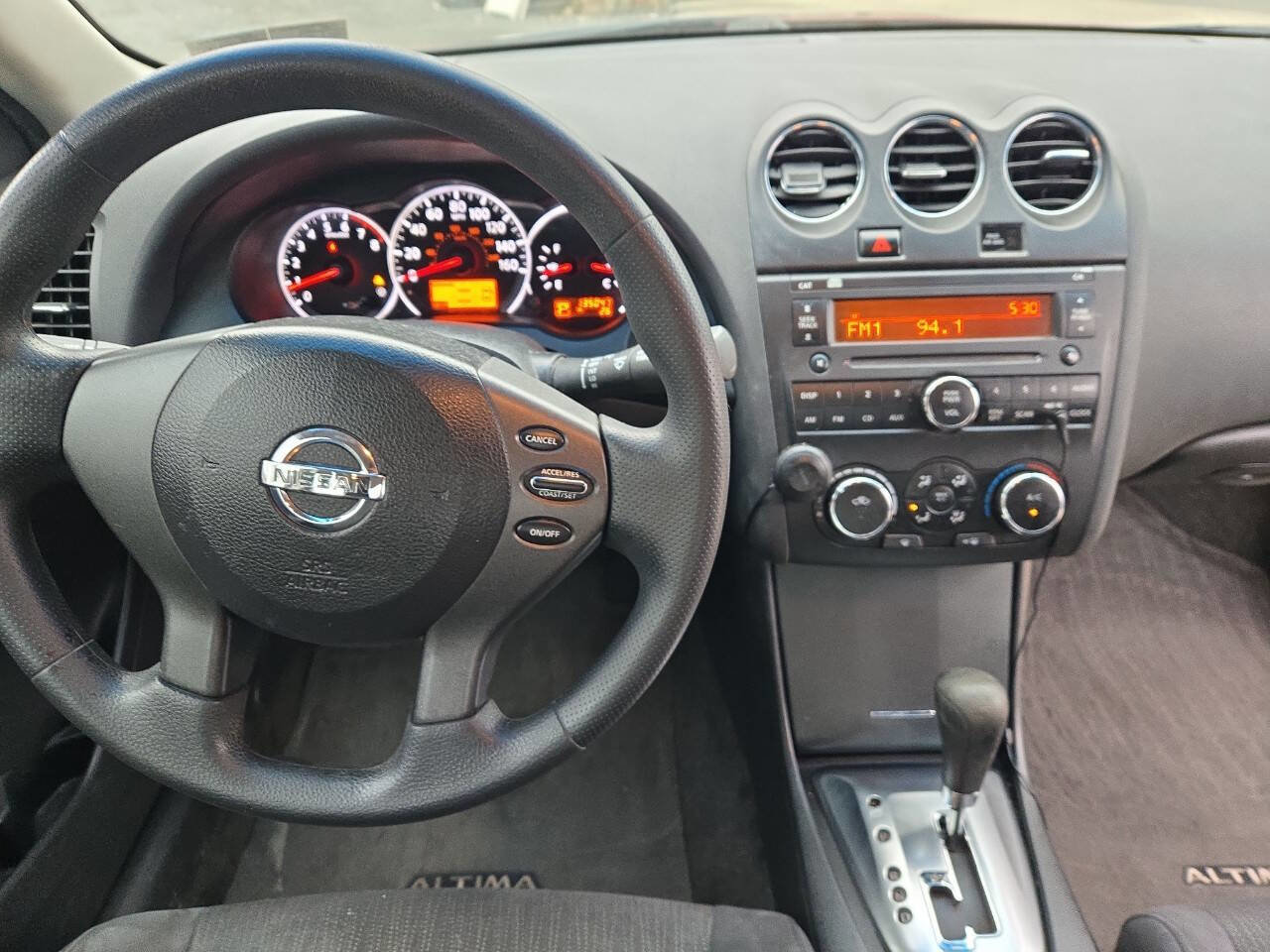 Used 2010 Nissan Altima 2.5 S image 23