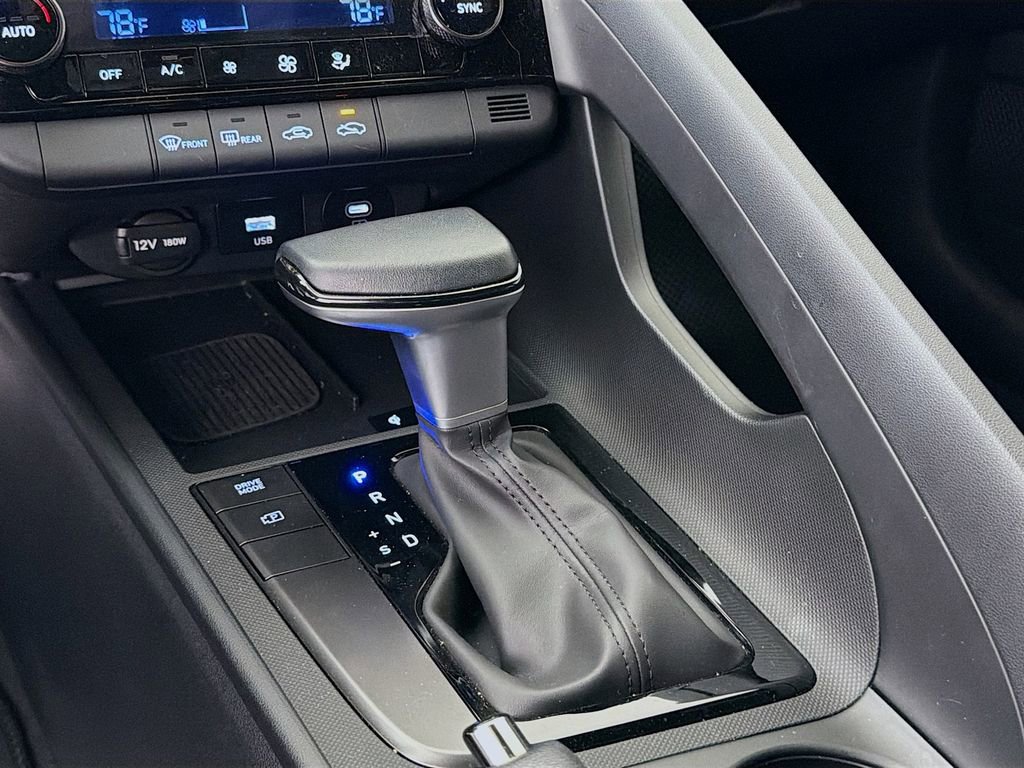 Used 2025 Hyundai Elantra Sport image 19