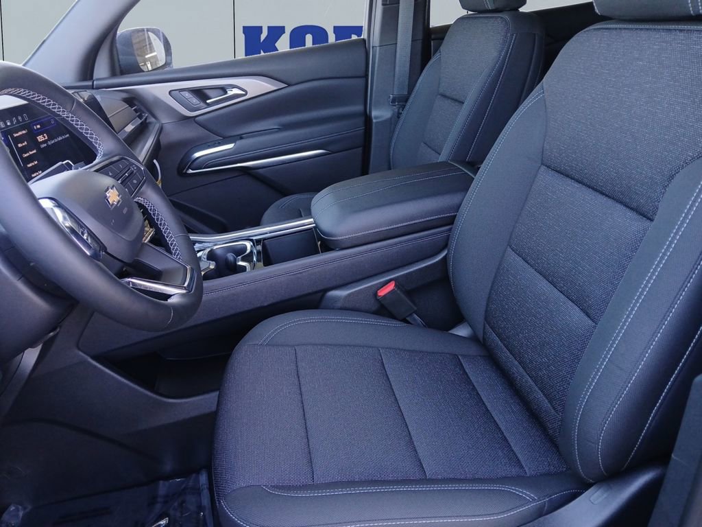 New 2026 Chevrolet Traverse LT w/ Driver Confidence Package FWD image 10