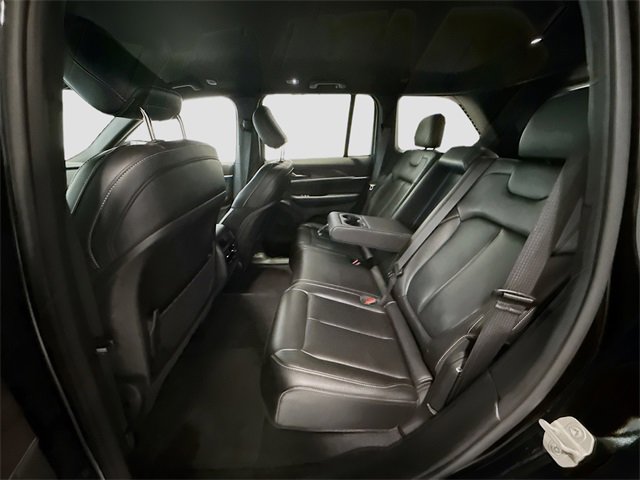 Used 2024 Jeep Grand Cherokee Limited image 22