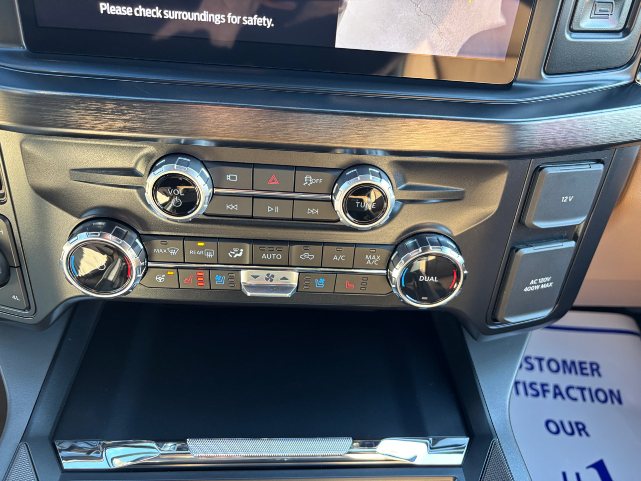 New 2026 Ford F250 Lariat w/ Chrome Package image 22