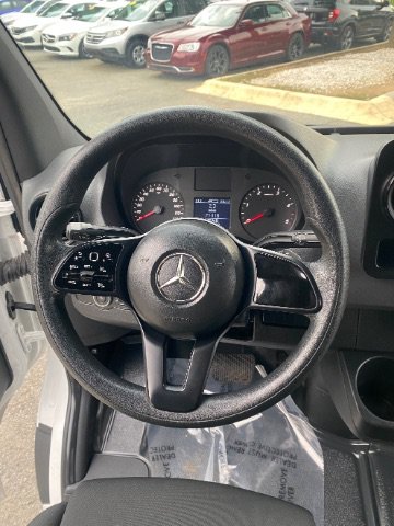 Used 2019 Mercedes-Benz Sprinter 144 image 24