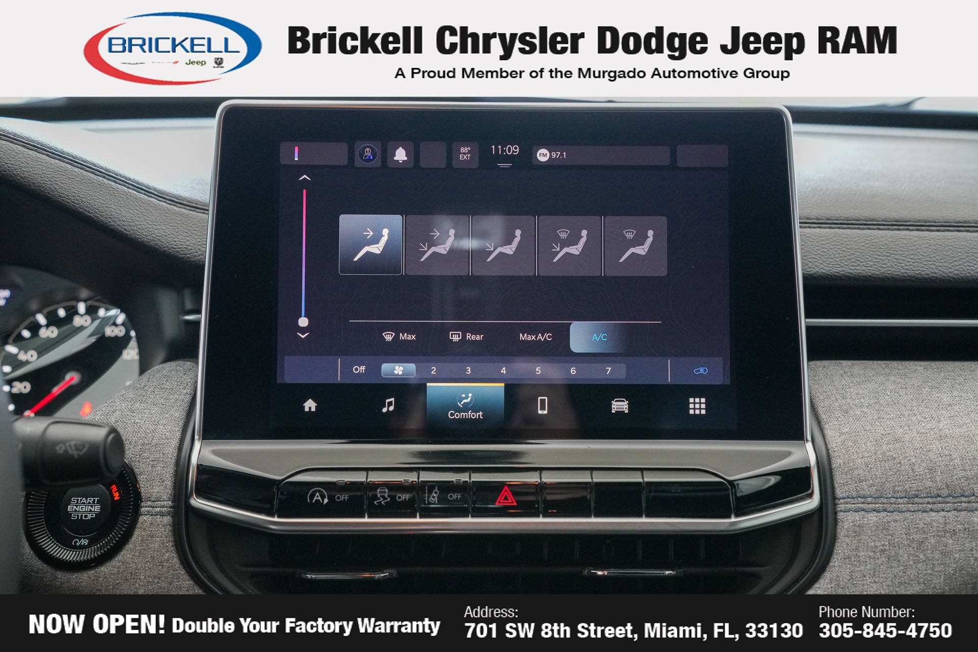 Used 2024 Jeep Compass Latitude AWD/4WD image 24