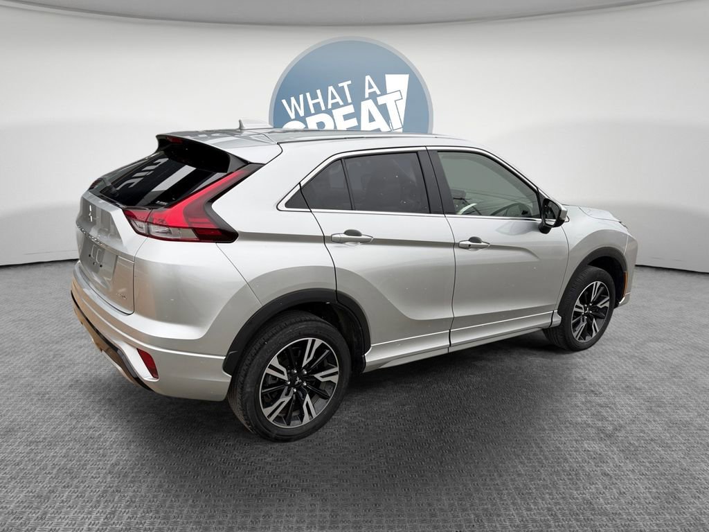 Used 2024 Mitsubishi Eclipse Cross SEL image 3