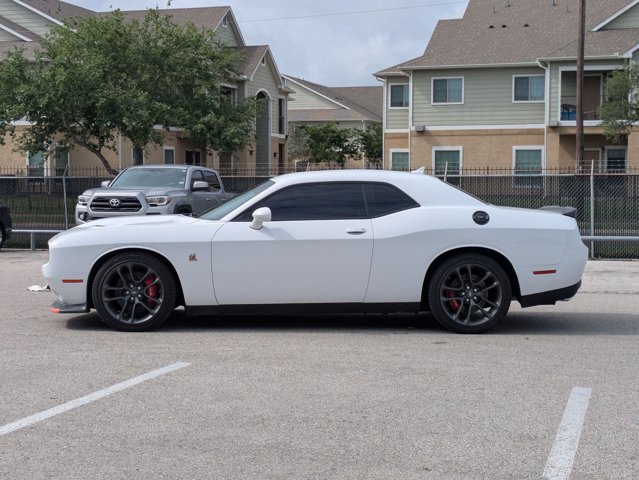 Used 2022 Dodge Challenger R/T Scat Pack RWD image 8
