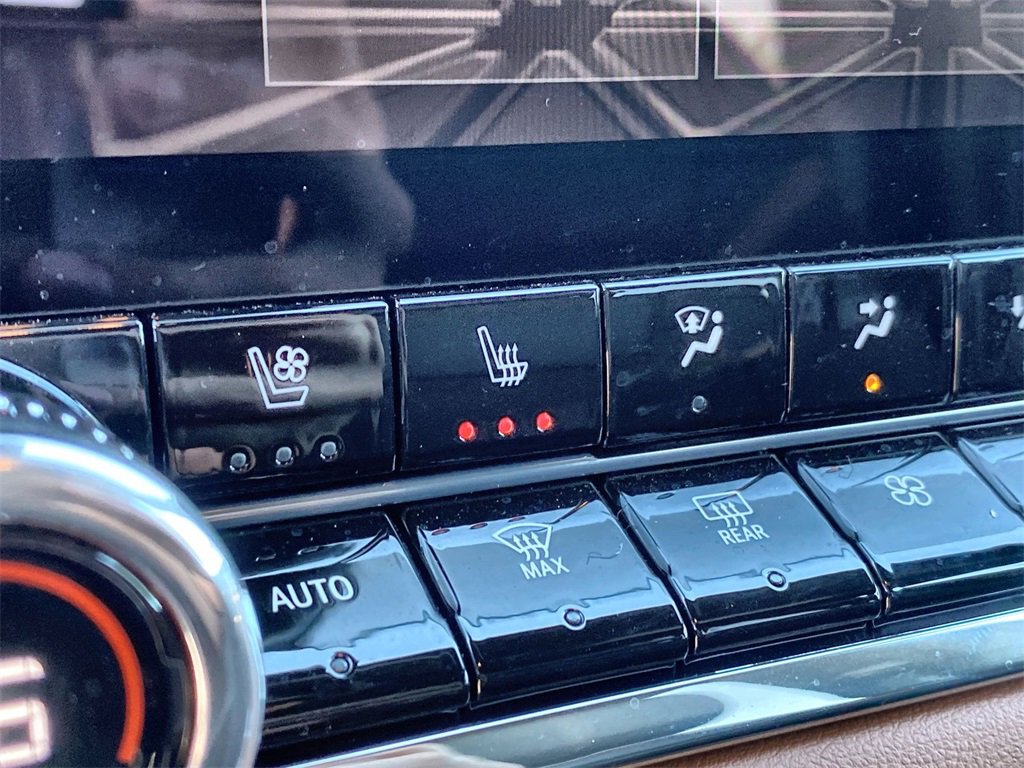 New 2025 GMC Canyon AT4 w/ AT4 Premium Package image 19