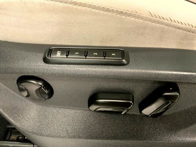 Used 2019 Volkswagen Tiguan SEL Premium image 13