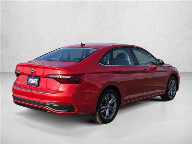 Used 2023 Volkswagen Jetta SE w/ Panoramic Sunroof Package FWD image 5