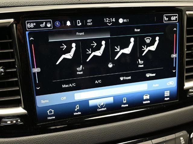 Used 2023 Chrysler Pacifica Touring-L image 28