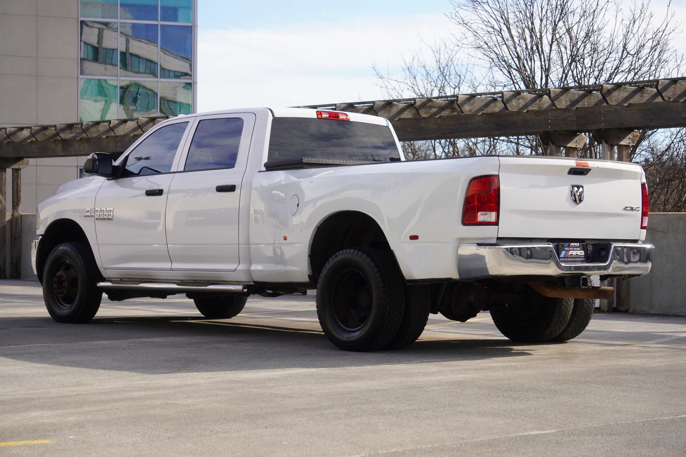 Used 2018 RAM 3500 Tradesman w/ Chrome Appearance Group image 11