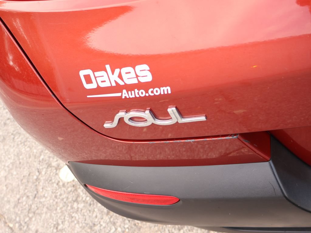 Certified 2021 Kia Soul LX FWD image 9