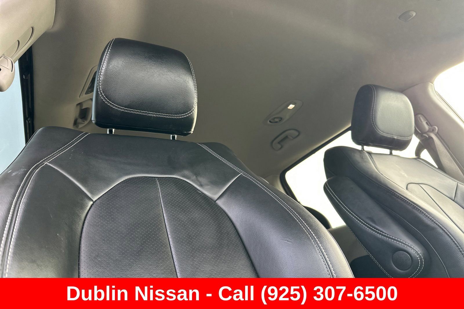Used 2022 Chrysler Pacifica Touring-L FWD image 22